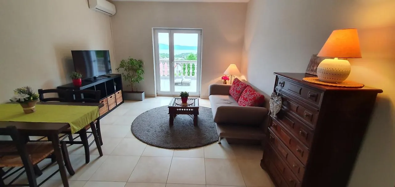 Apartments Ruzic Njivice Croatia