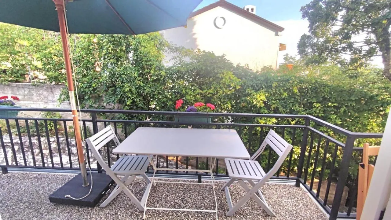 Apartments Ruzic Njivice Croatia