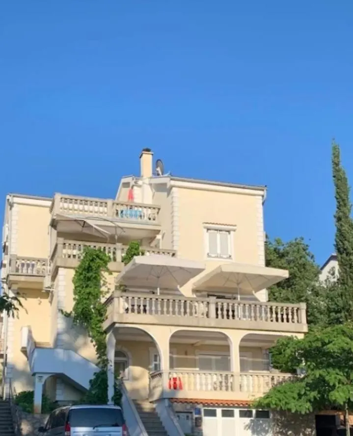 Apartments Ruzic Njivice Croatia